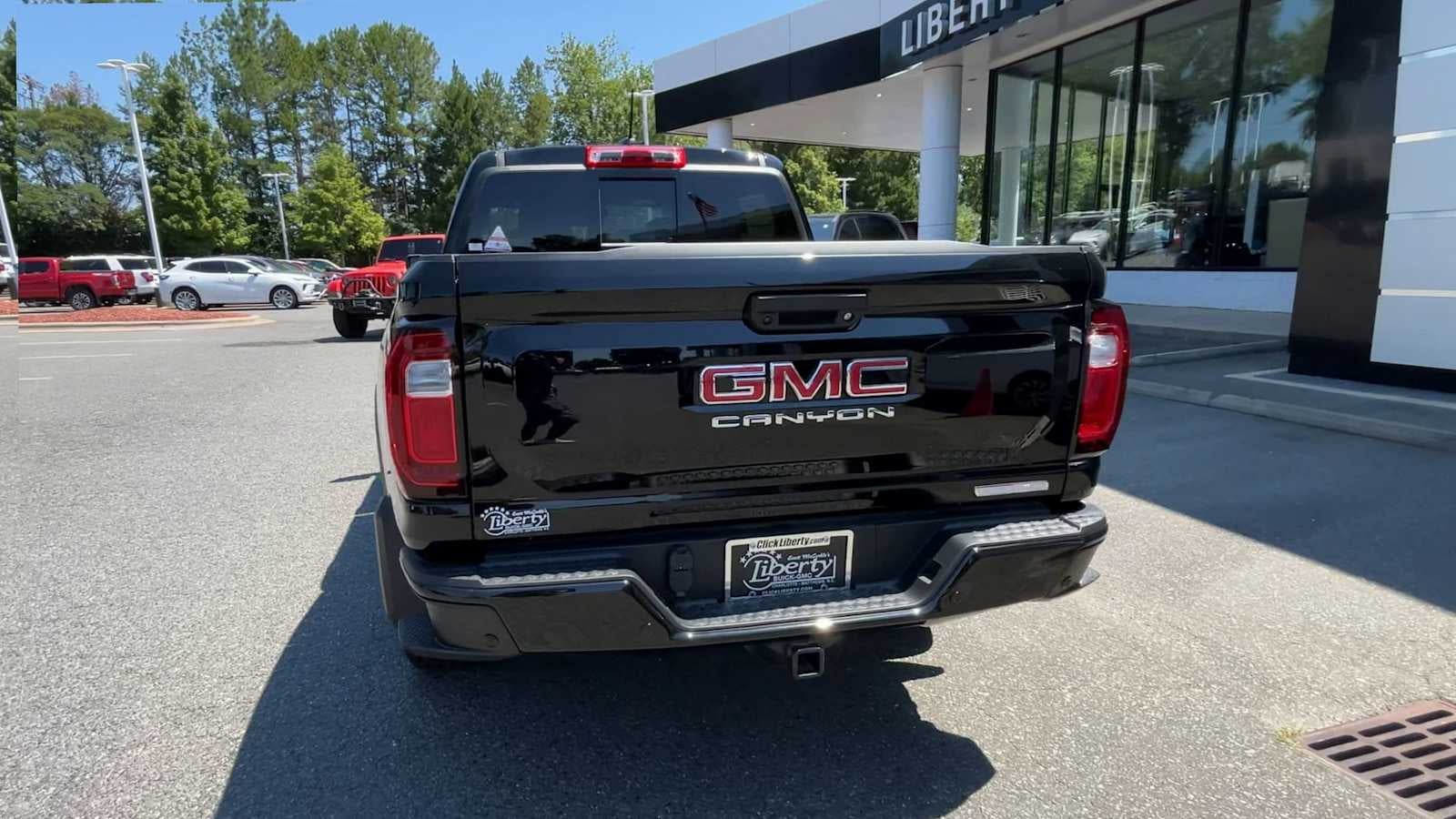 2025 GMC Canyon Elevation