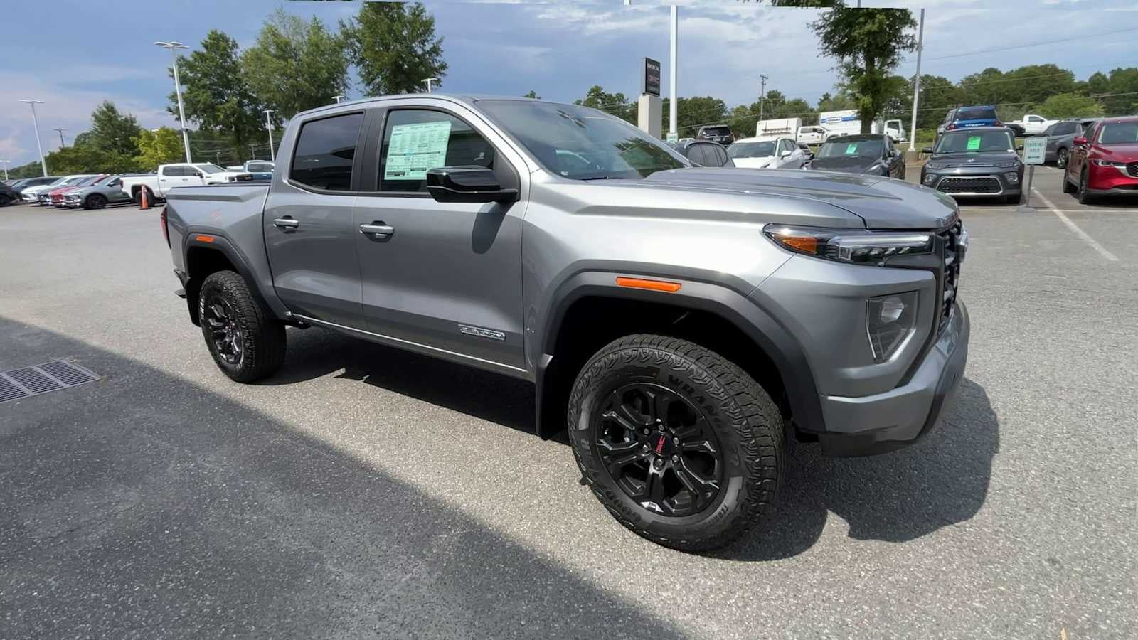 2025 GMC Canyon Elevation