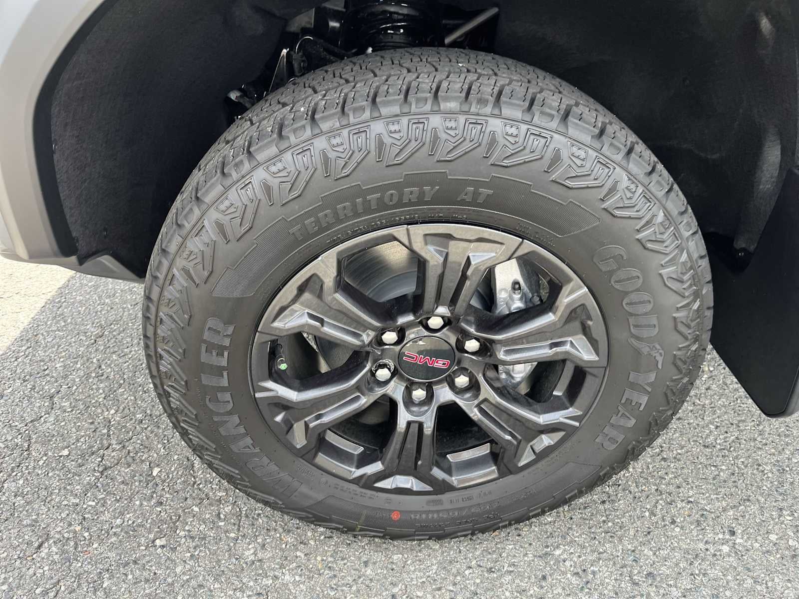 2025 GMC Canyon Elevation