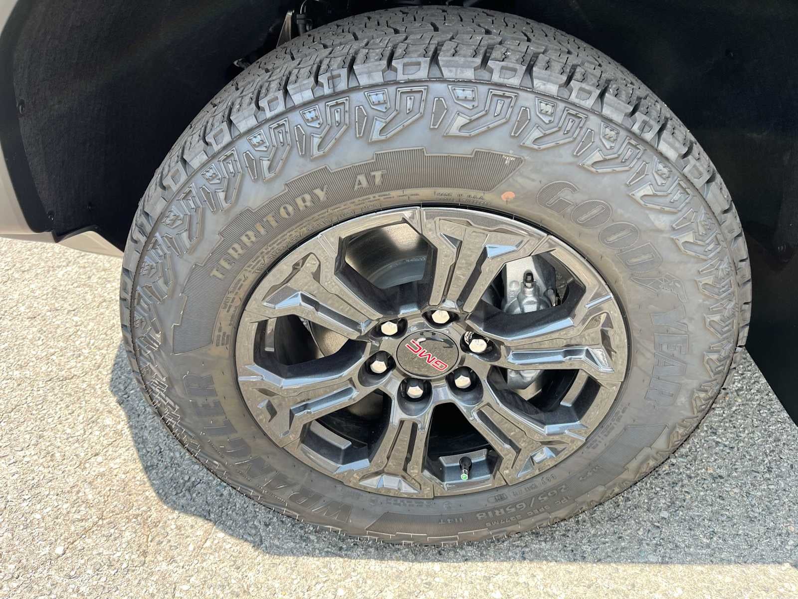 2025 GMC Canyon Elevation