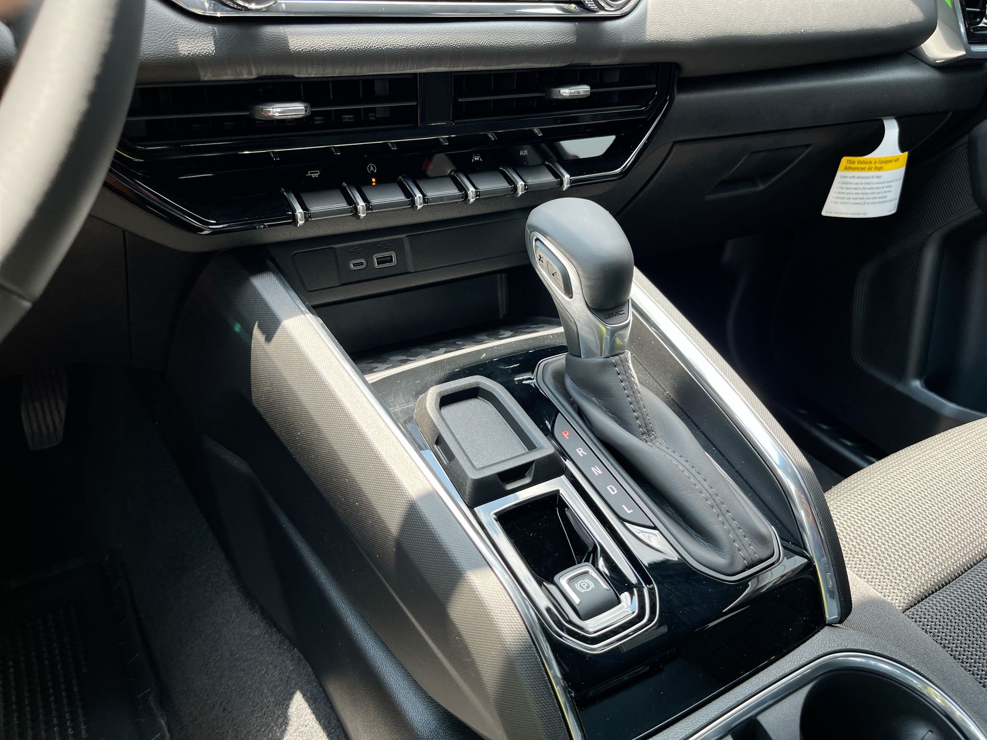 2025 GMC Canyon Elevation