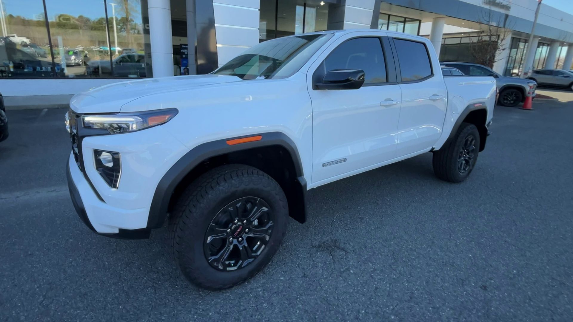 2025 GMC Canyon Elevation