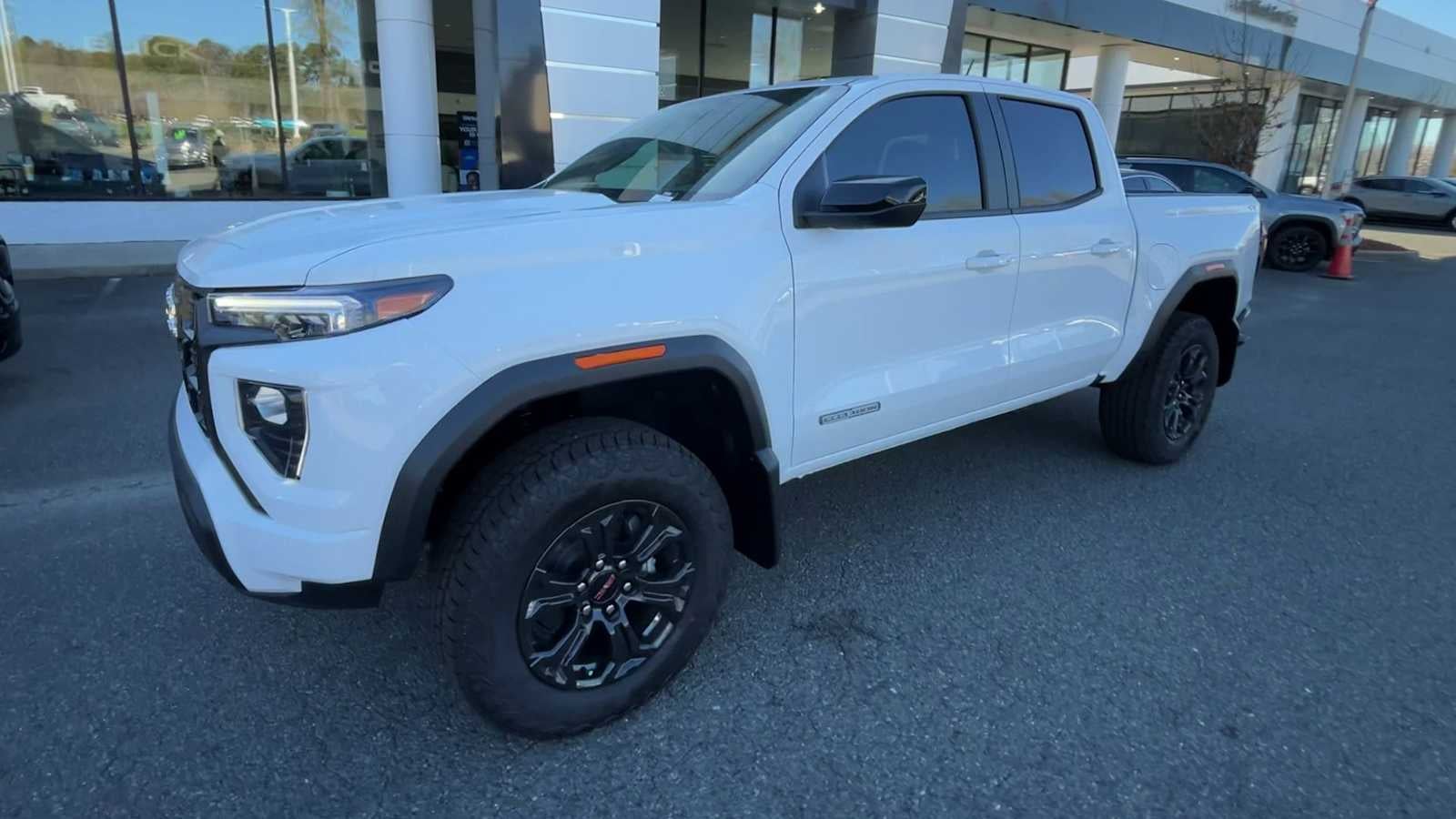 2025 GMC Canyon Elevation