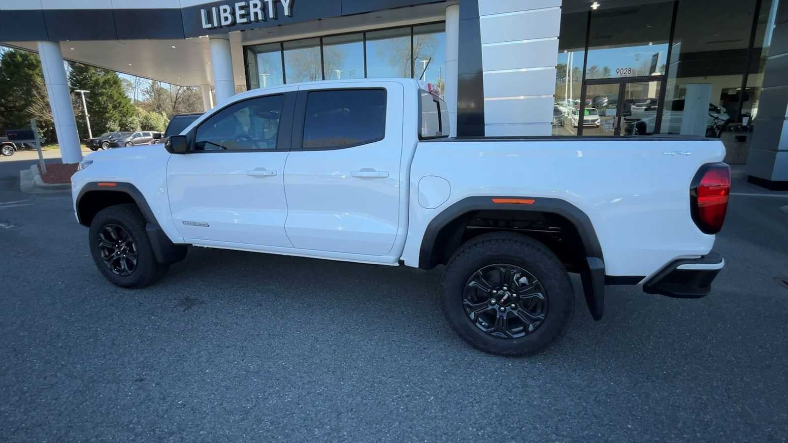 2025 GMC Canyon Elevation