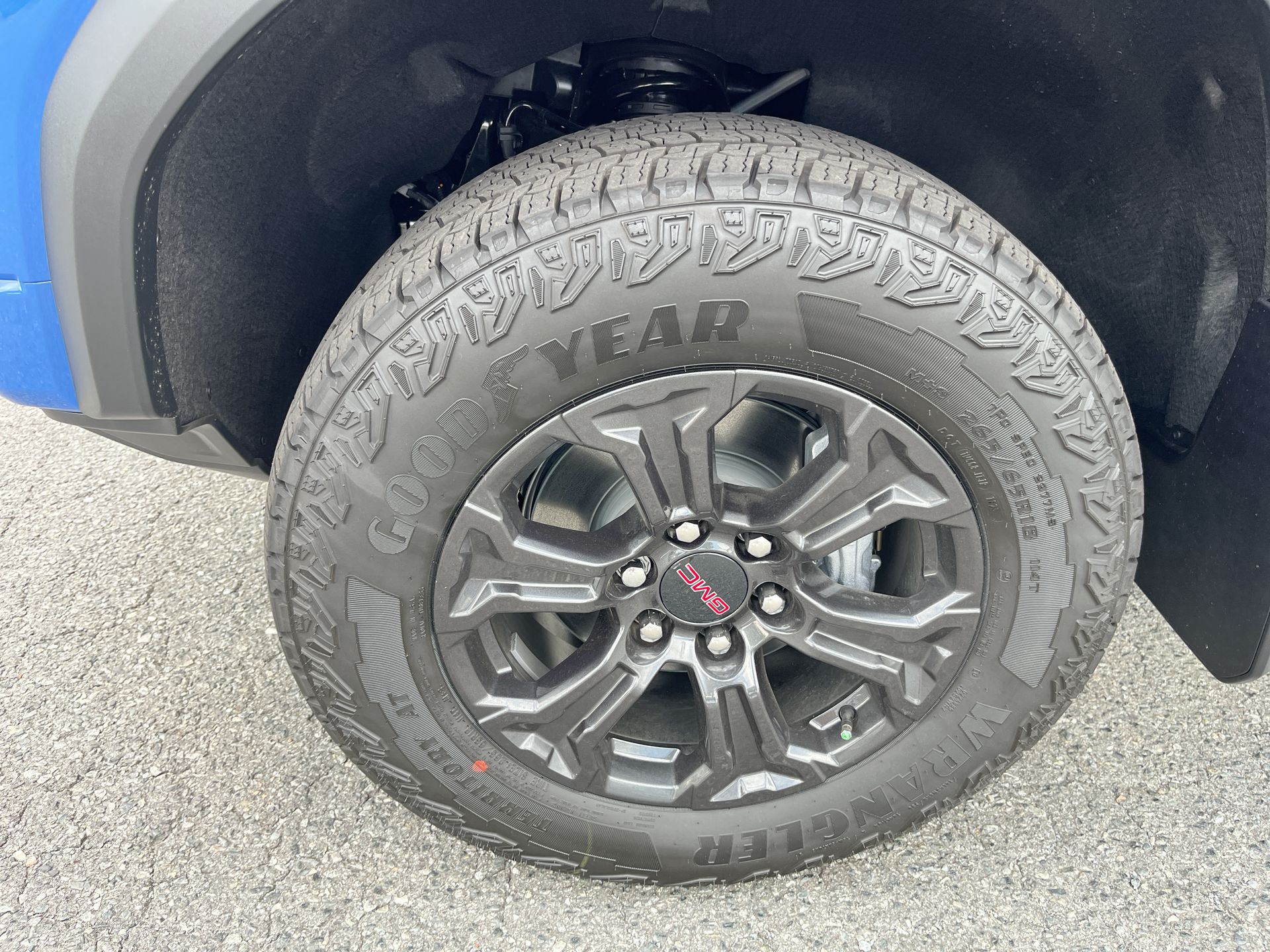 2025 GMC Canyon Elevation