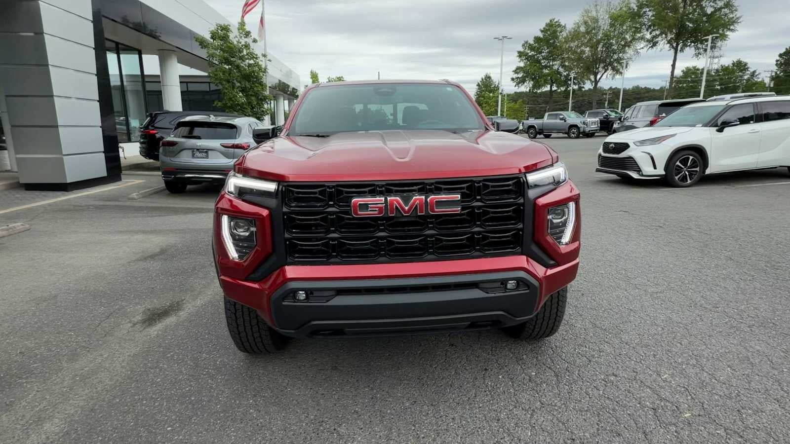 2026 GMC Canyon Elevation