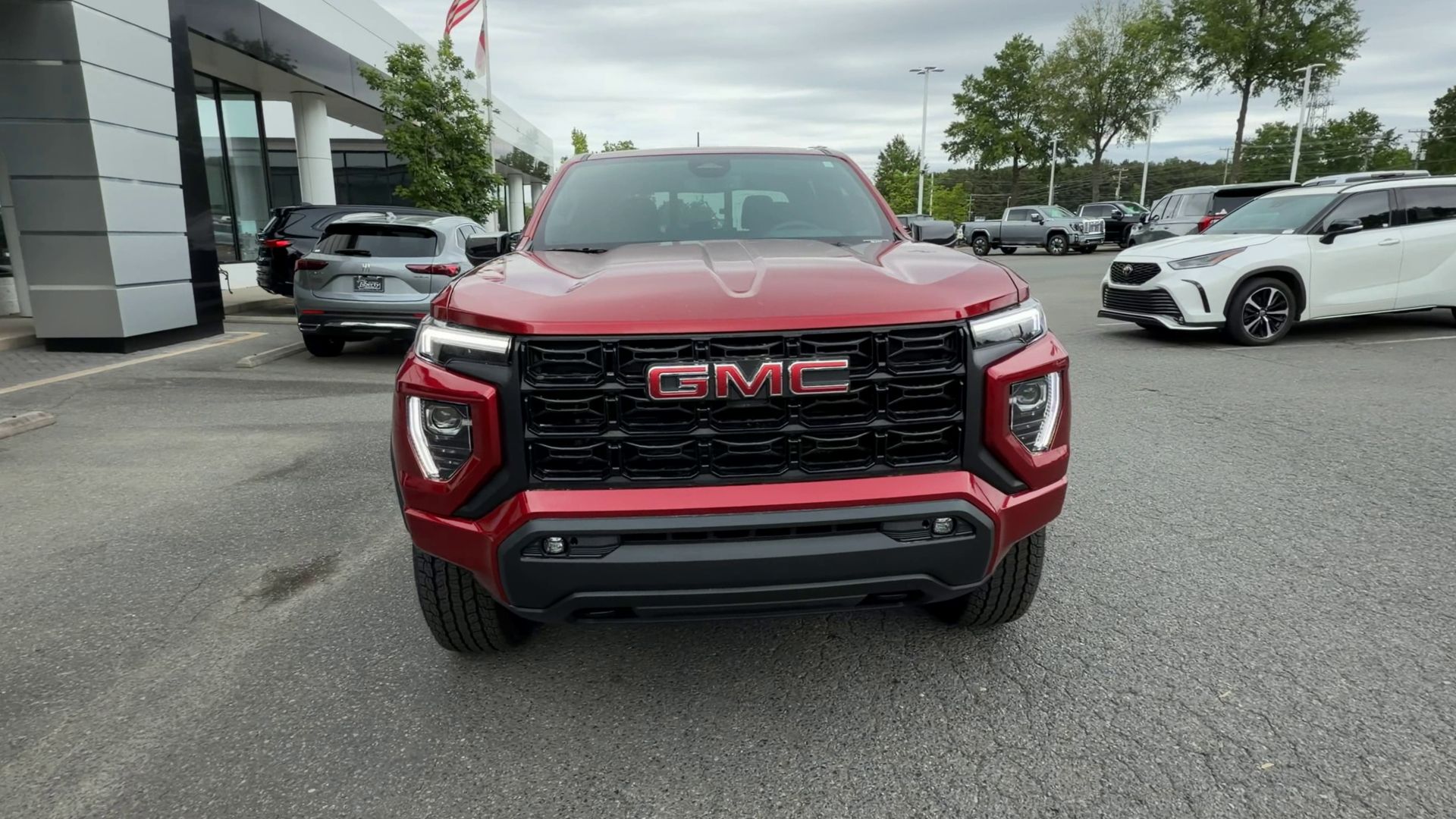 2026 GMC Canyon Elevation