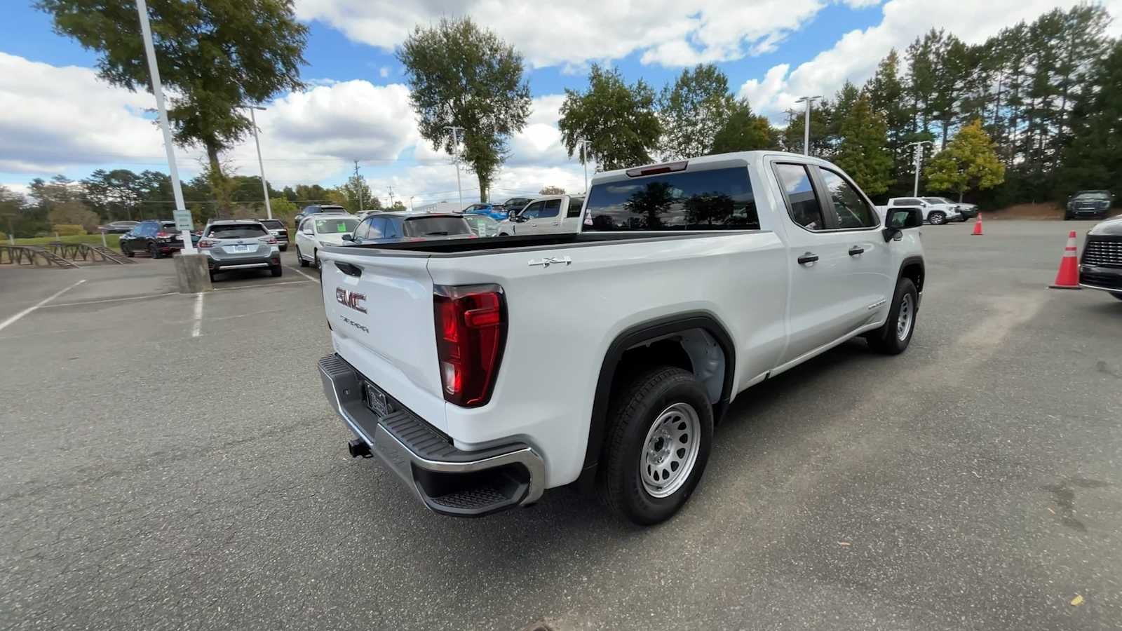 2025 GMC Sierra 1500 Pro