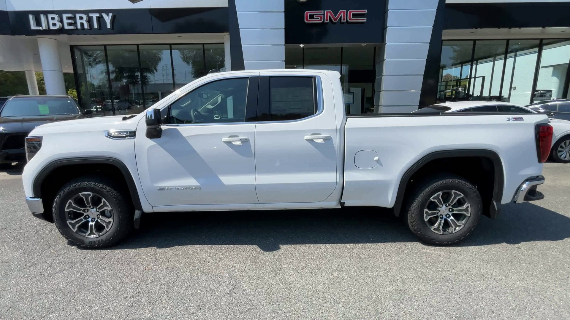 2026 GMC Sierra 1500 SLE