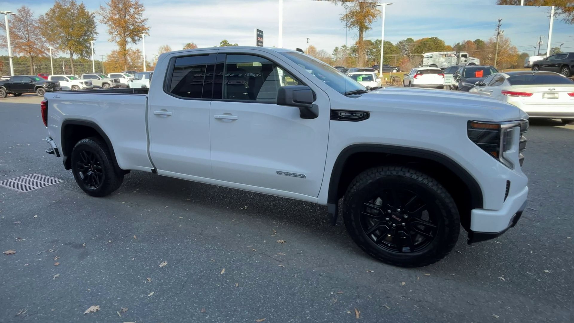 2025 GMC Sierra 1500 Elevation