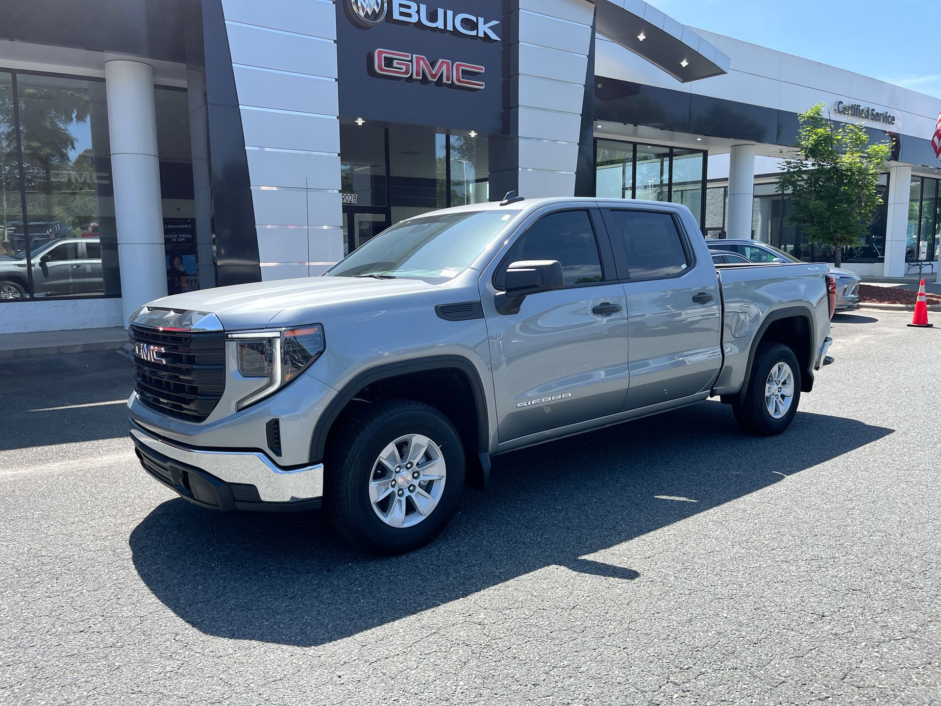 2024 GMC Sierra 1500 Pro