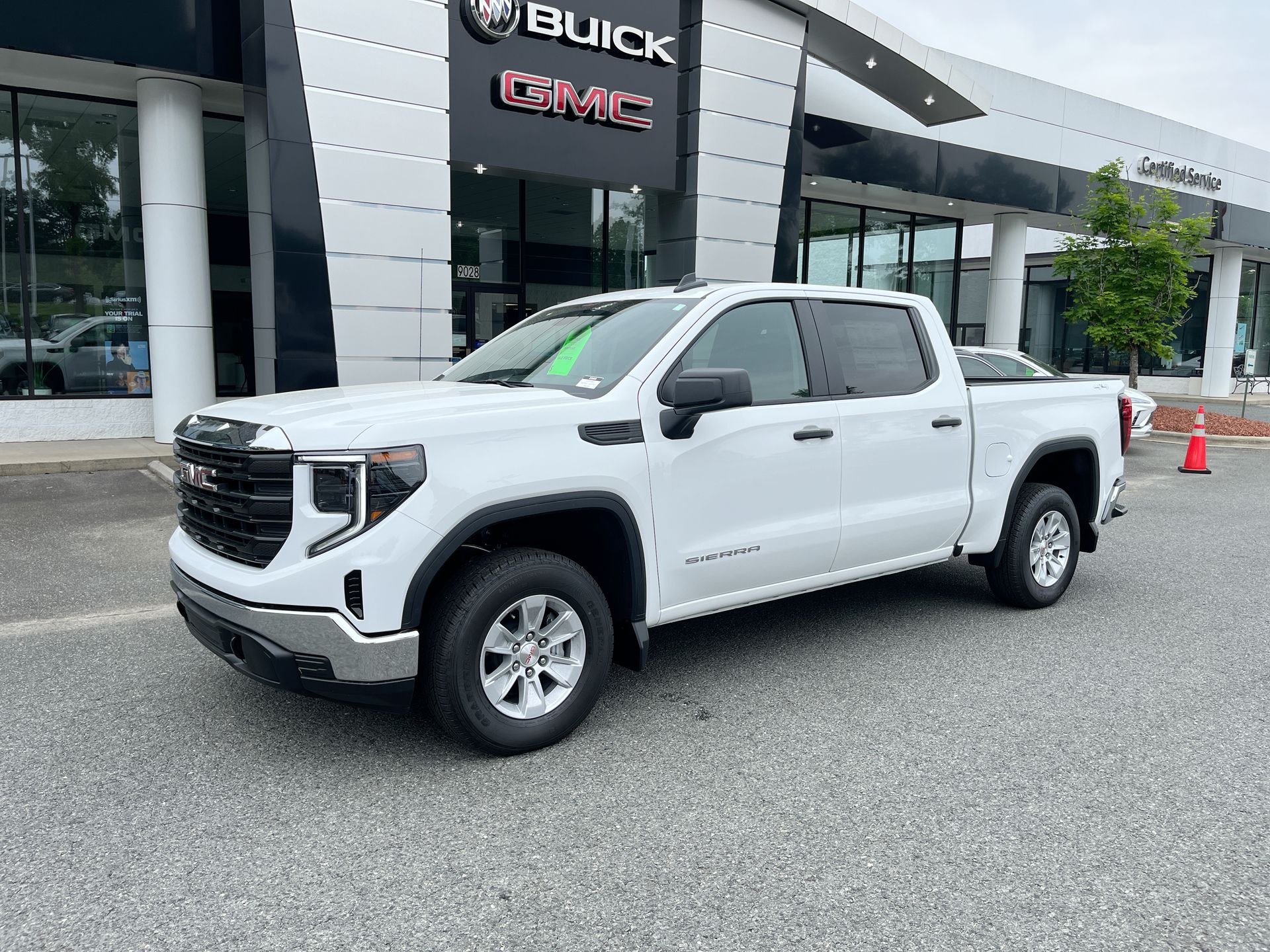 2024 GMC Sierra 1500 Pro