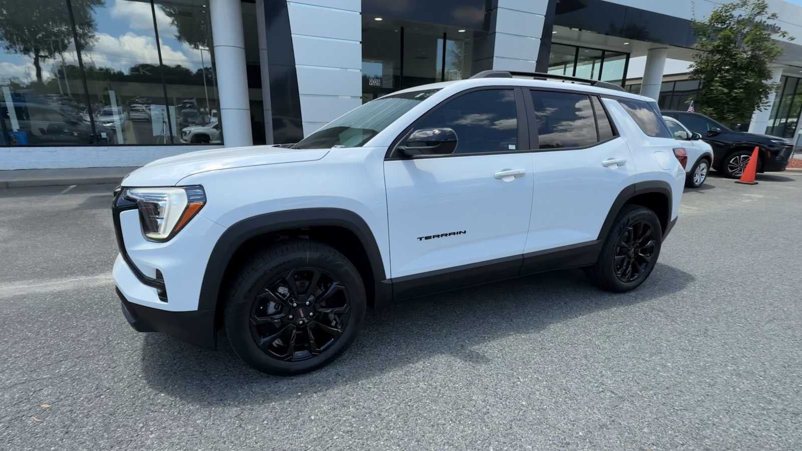 2027 GMC Terrain FWD Elevation