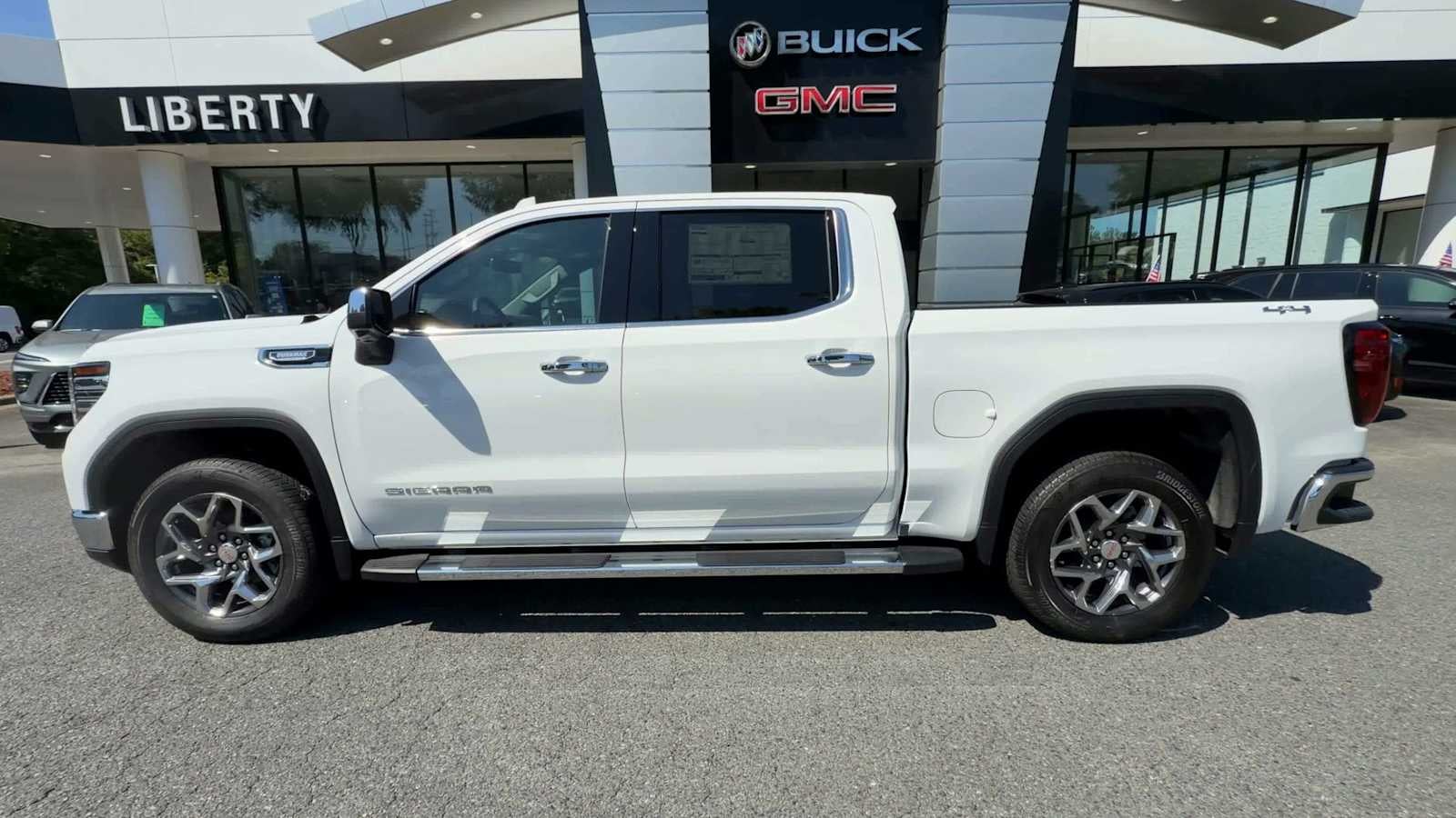 2026 GMC Sierra 1500 SLT