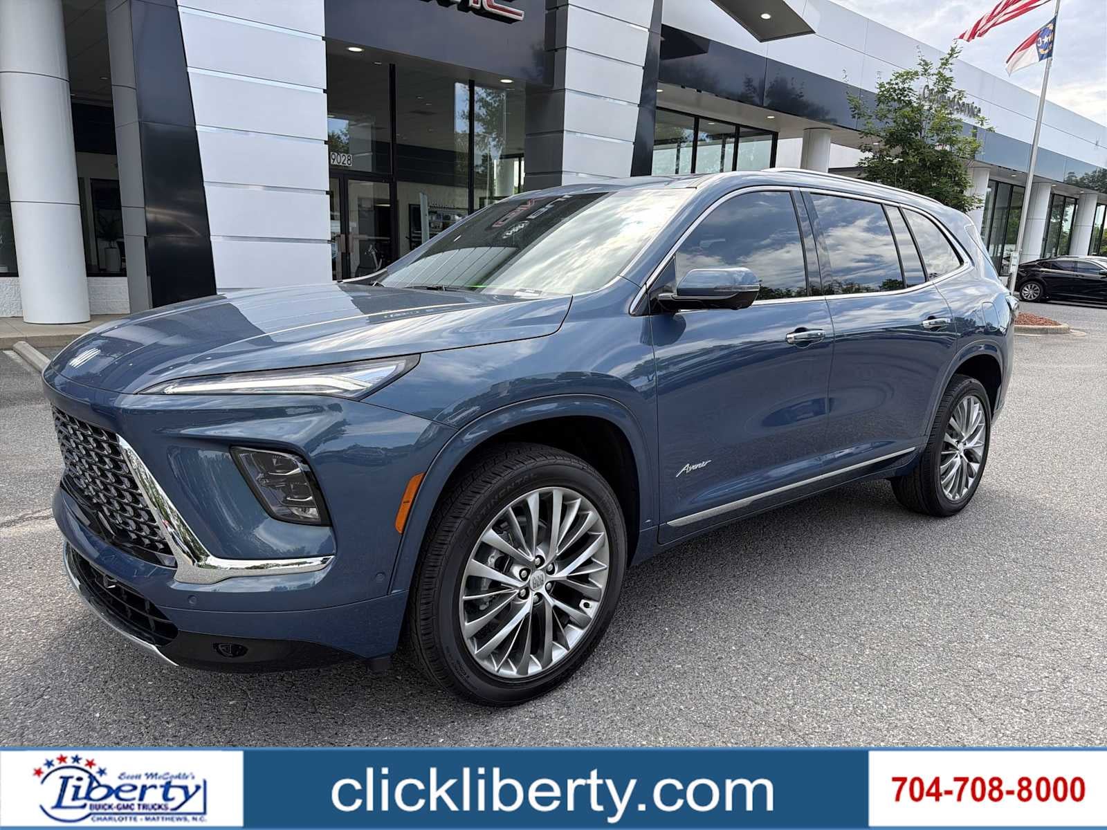 2026 Buick Enclave Avenir's photo