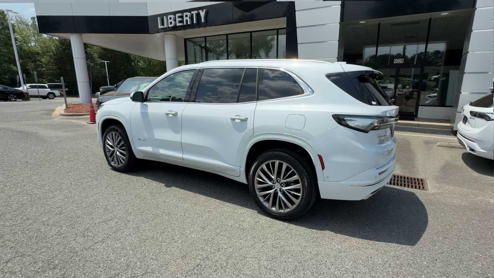2026 Buick Enclave Avenir