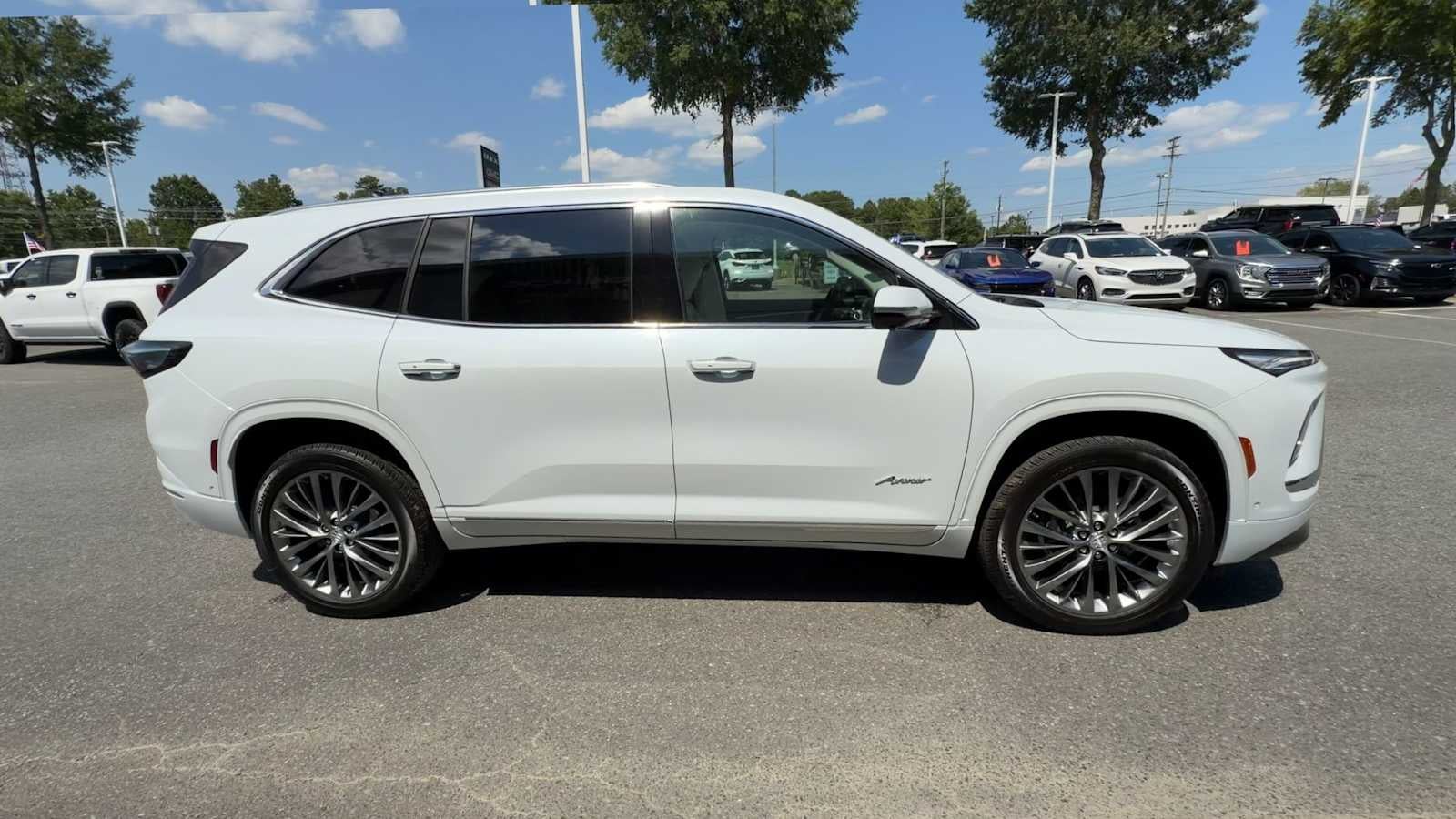 2026 Buick Enclave Avenir