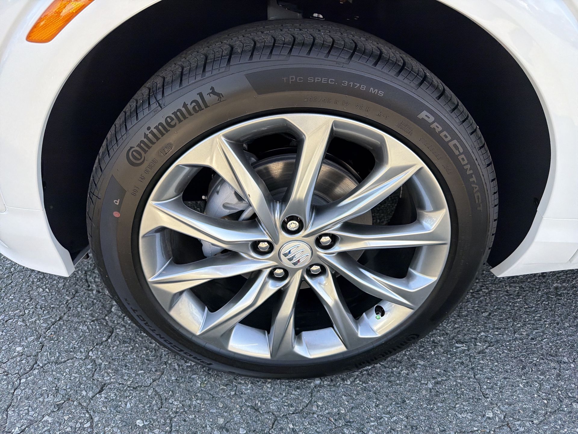 2026 Buick Encore GX Avenir