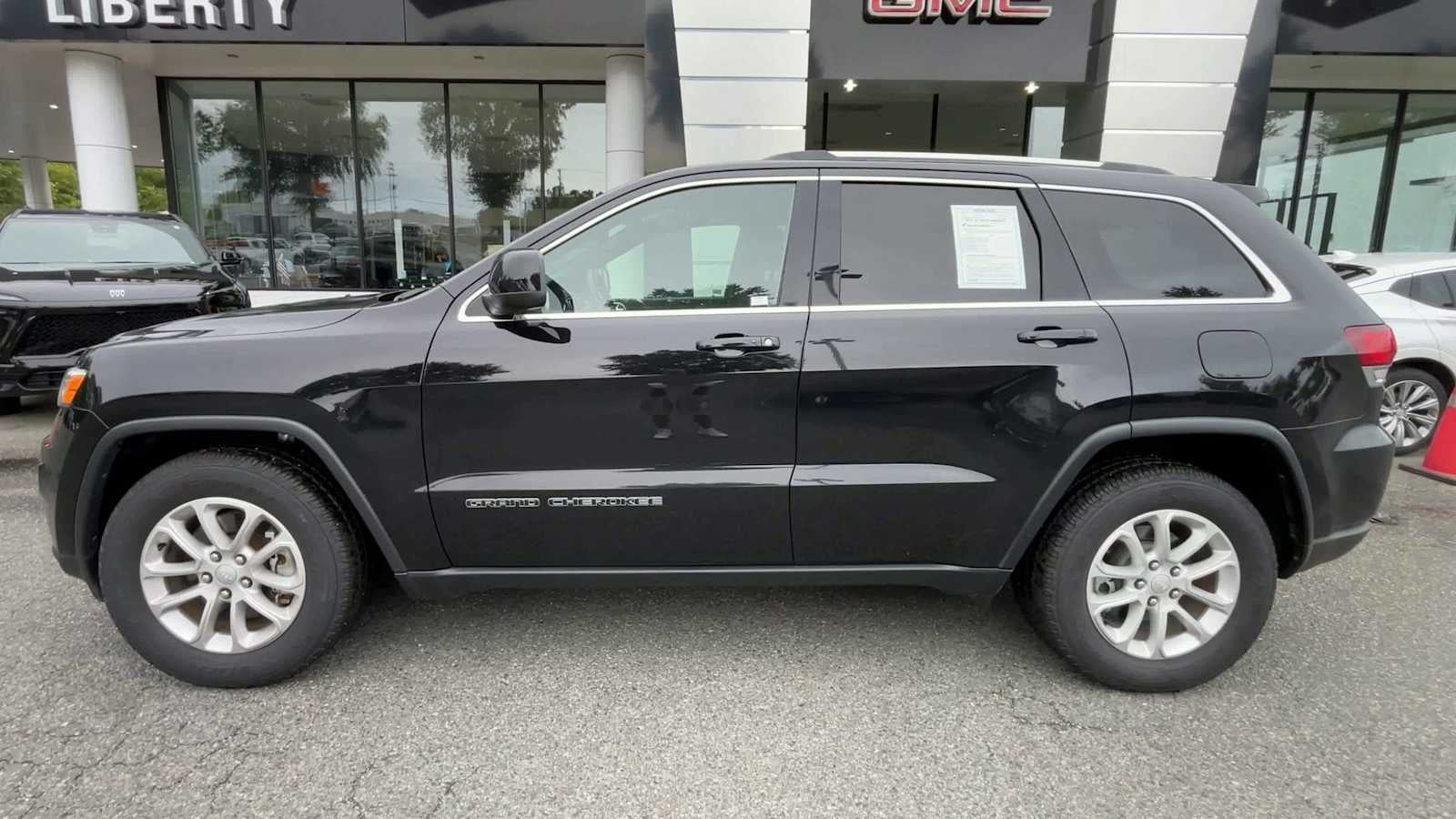 2021 Jeep Grand Cherokee Laredo X