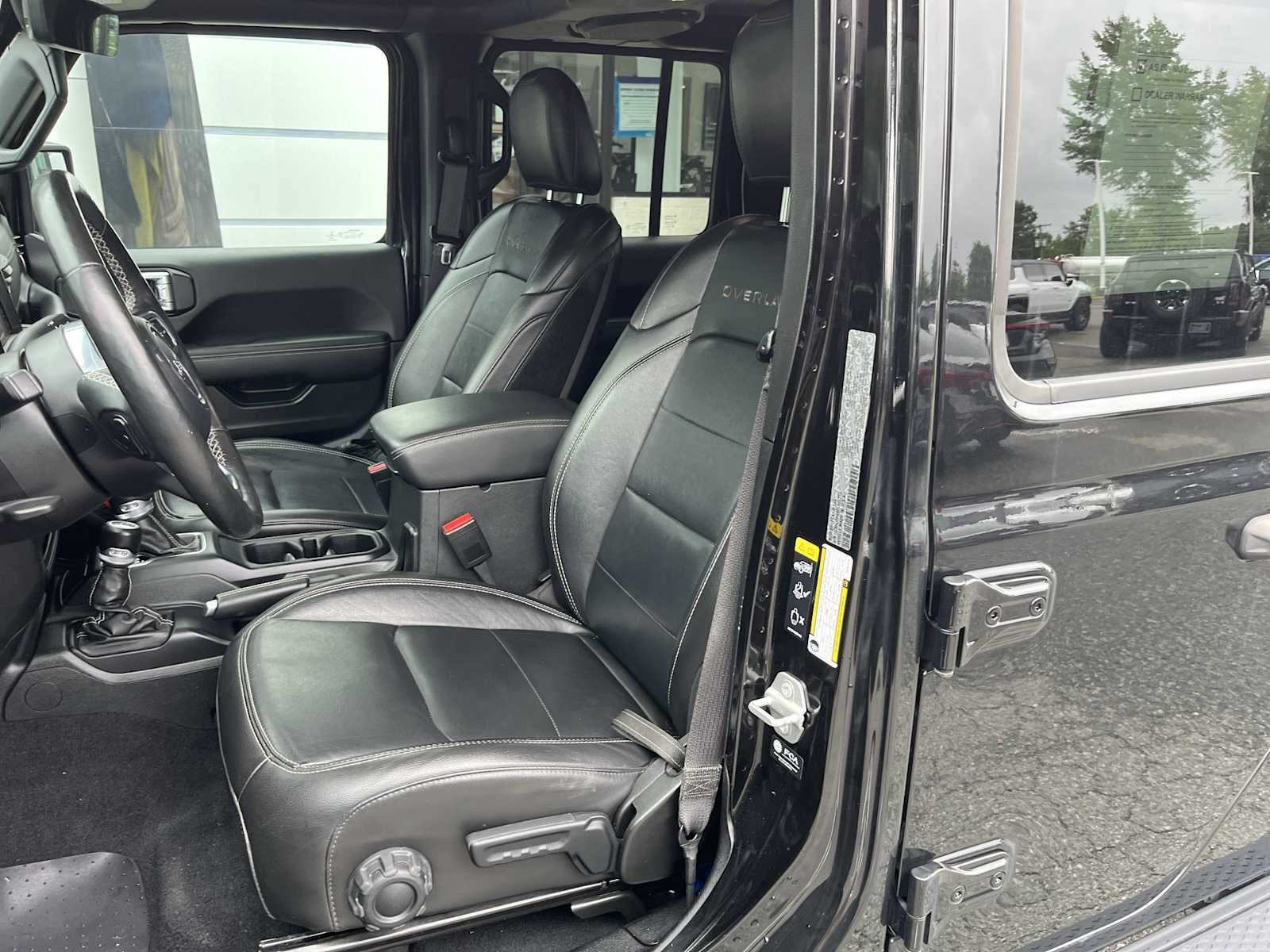 2023 Jeep Gladiator Overland