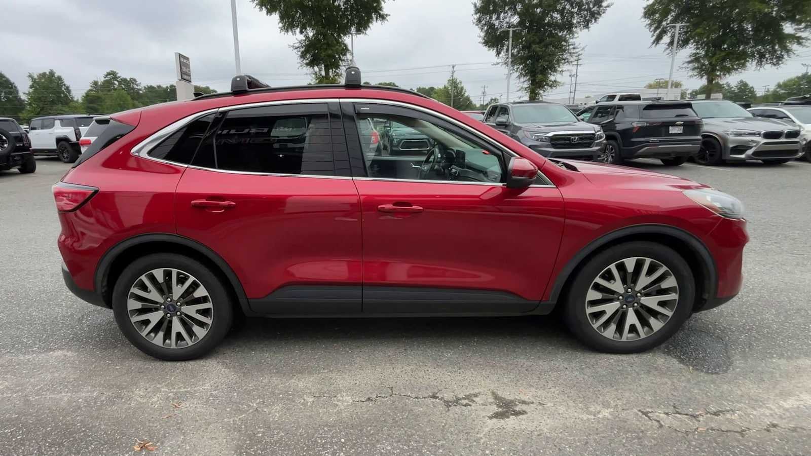 2020 Ford Escape Titanium Hybrid