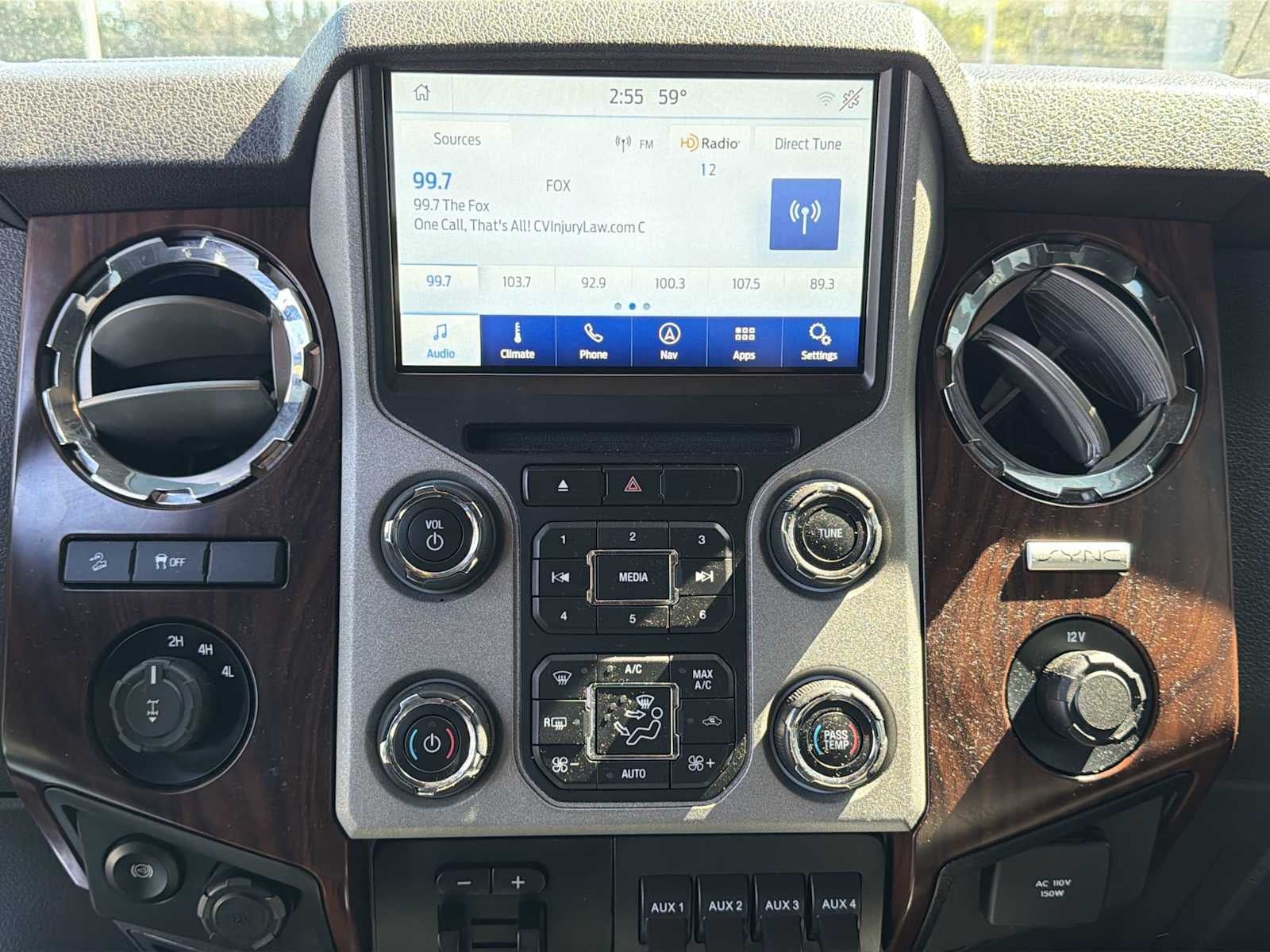 2015 Ford Super Duty F-250 Pickup Lariat