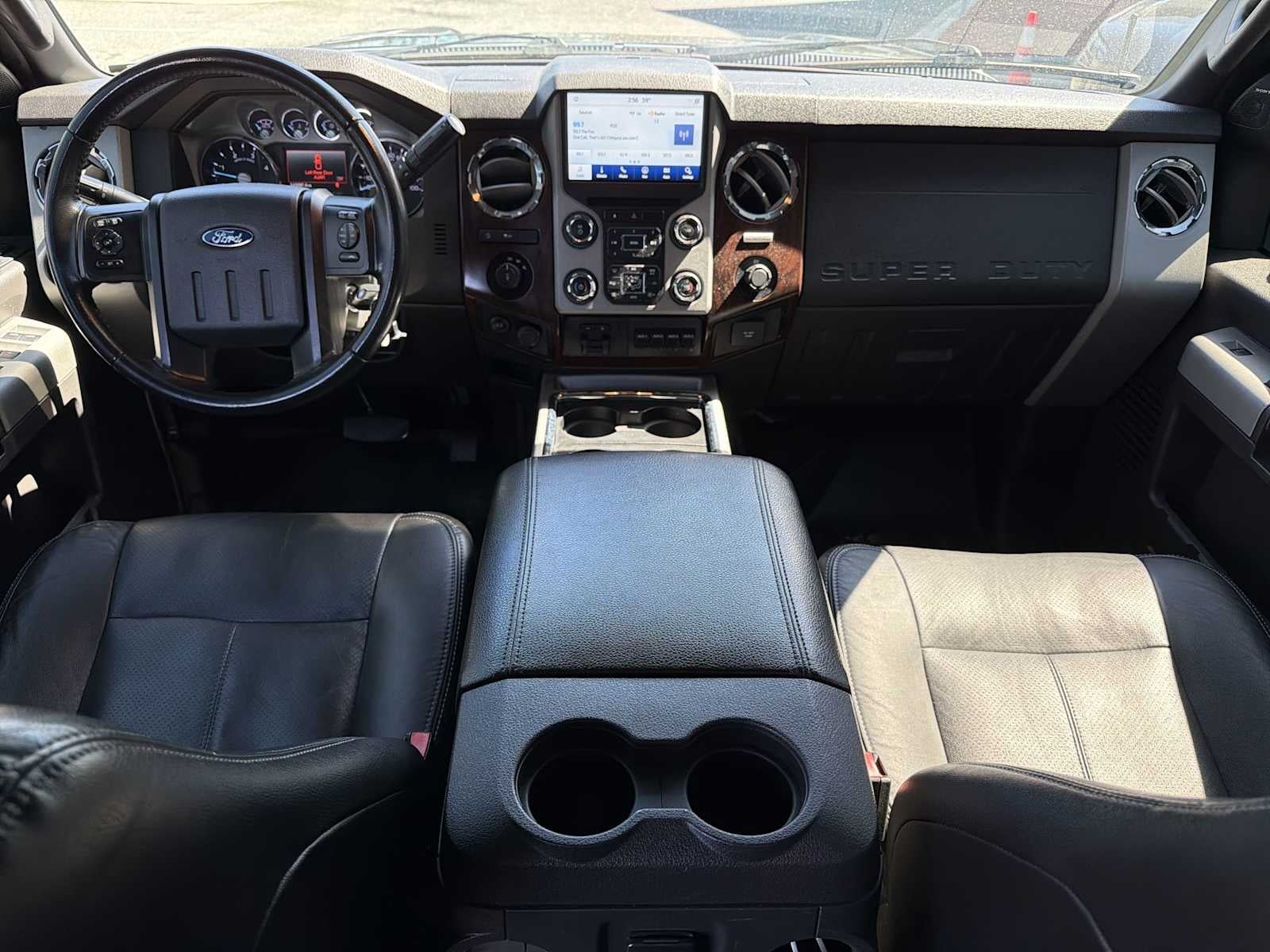 2015 Ford Super Duty F-250 Pickup Lariat