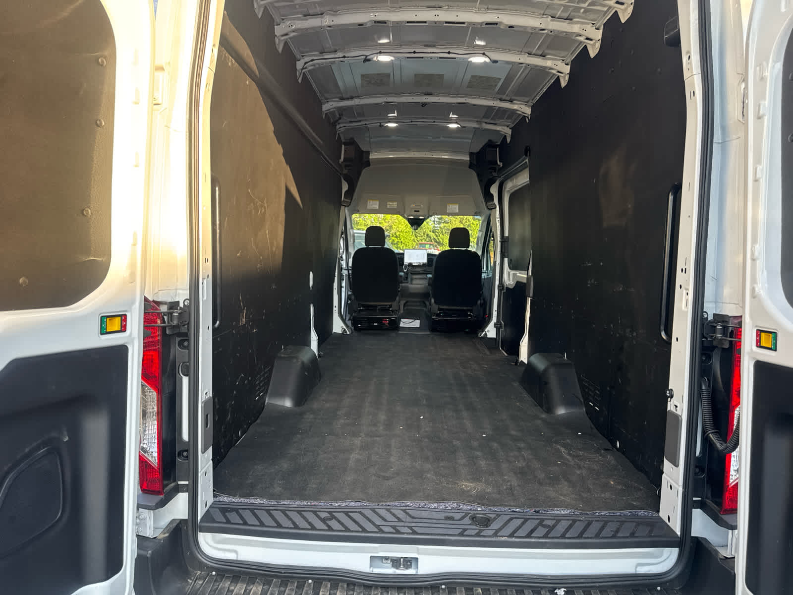 2026 Ford Transit Cargo Van T-350 HD 148" EL Hi Rf 9950 GVWR RWD