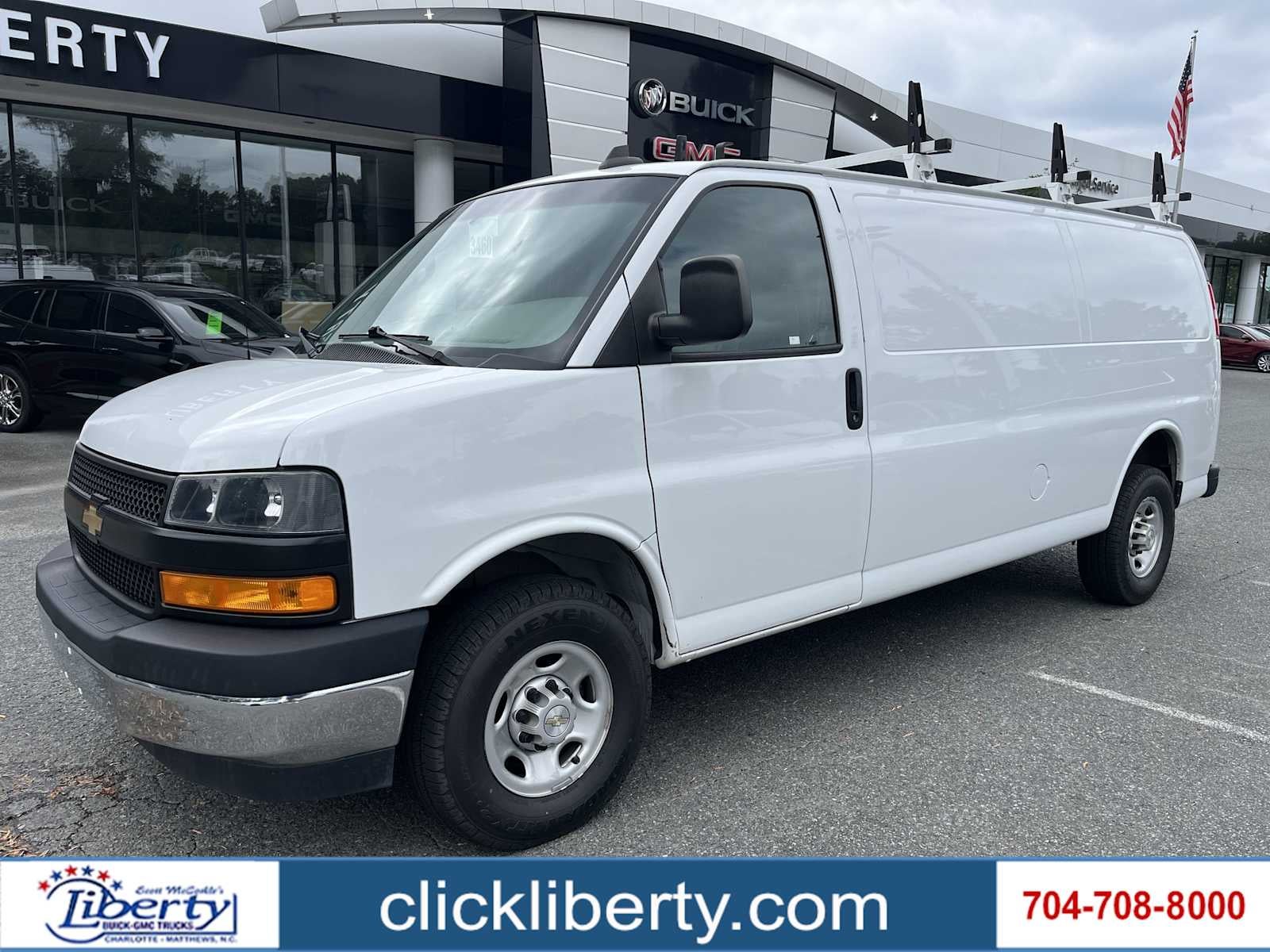 2022 Chevrolet Express RWD 3500 155"