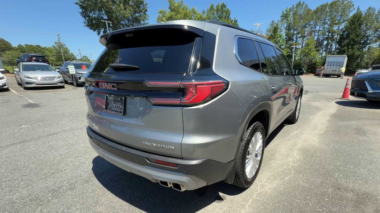 2026 GMC Acadia FWD Elevation