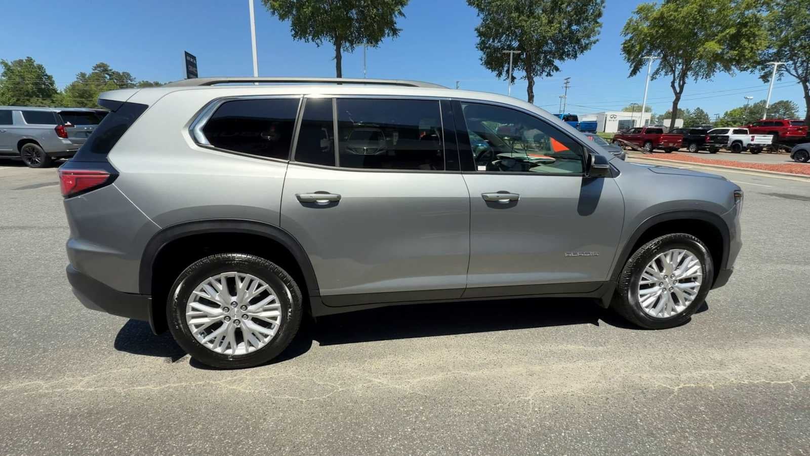 2026 GMC Acadia FWD Elevation