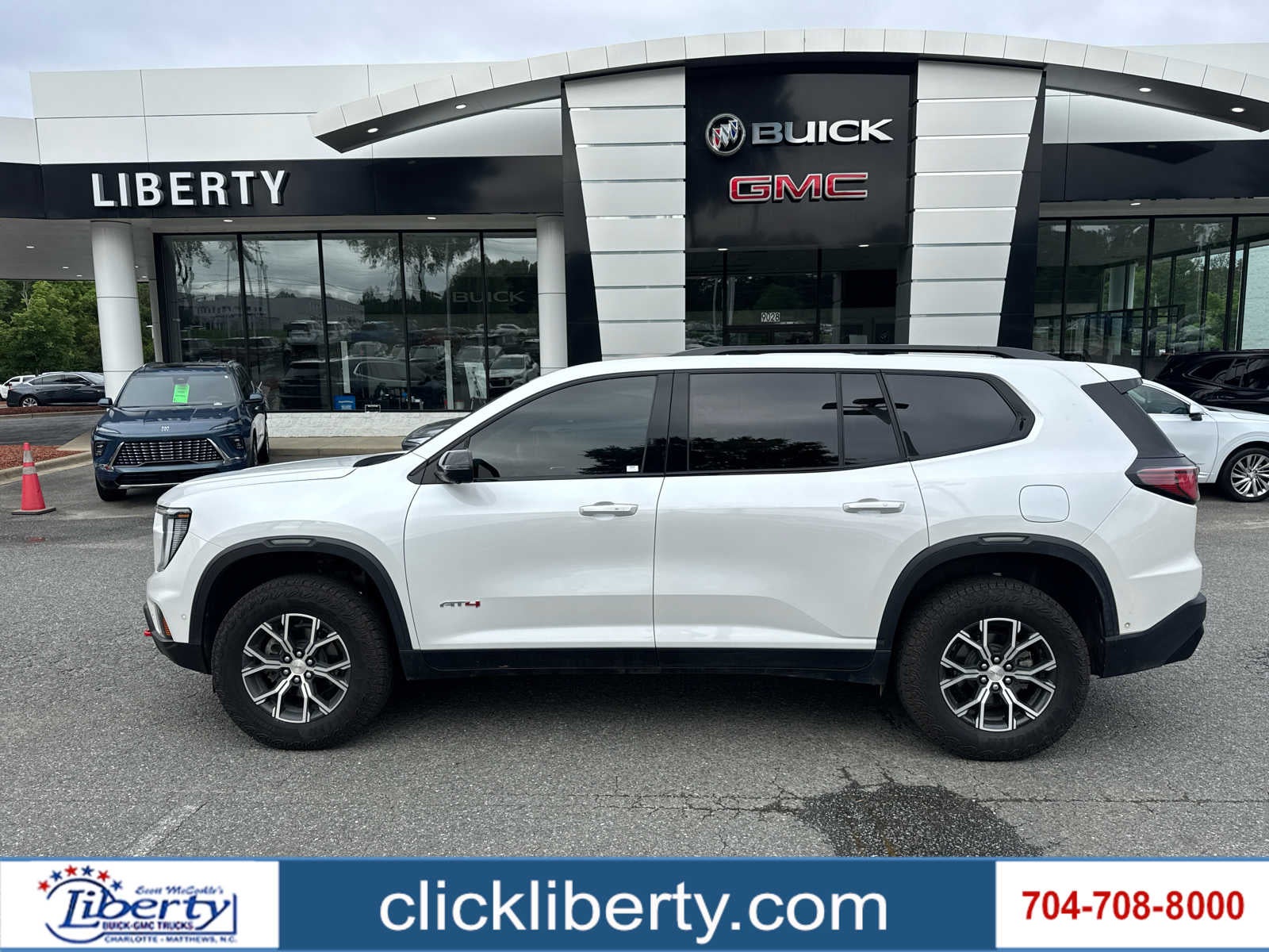 2024 GMC Acadia AT4 AWD's photo