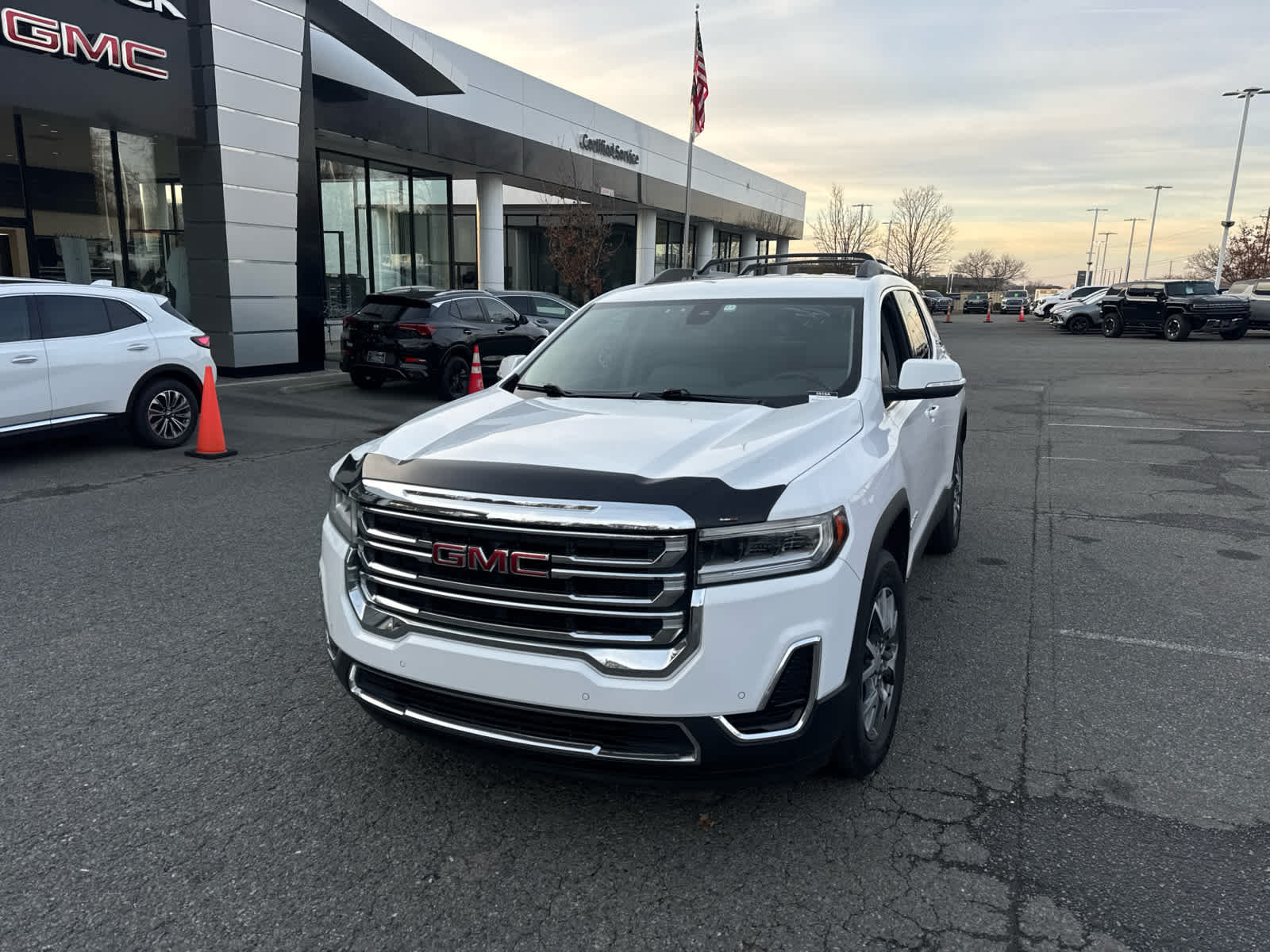 2022 GMC Acadia SLE