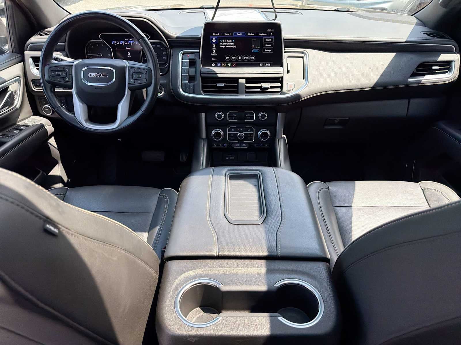 2021 GMC Yukon SLT