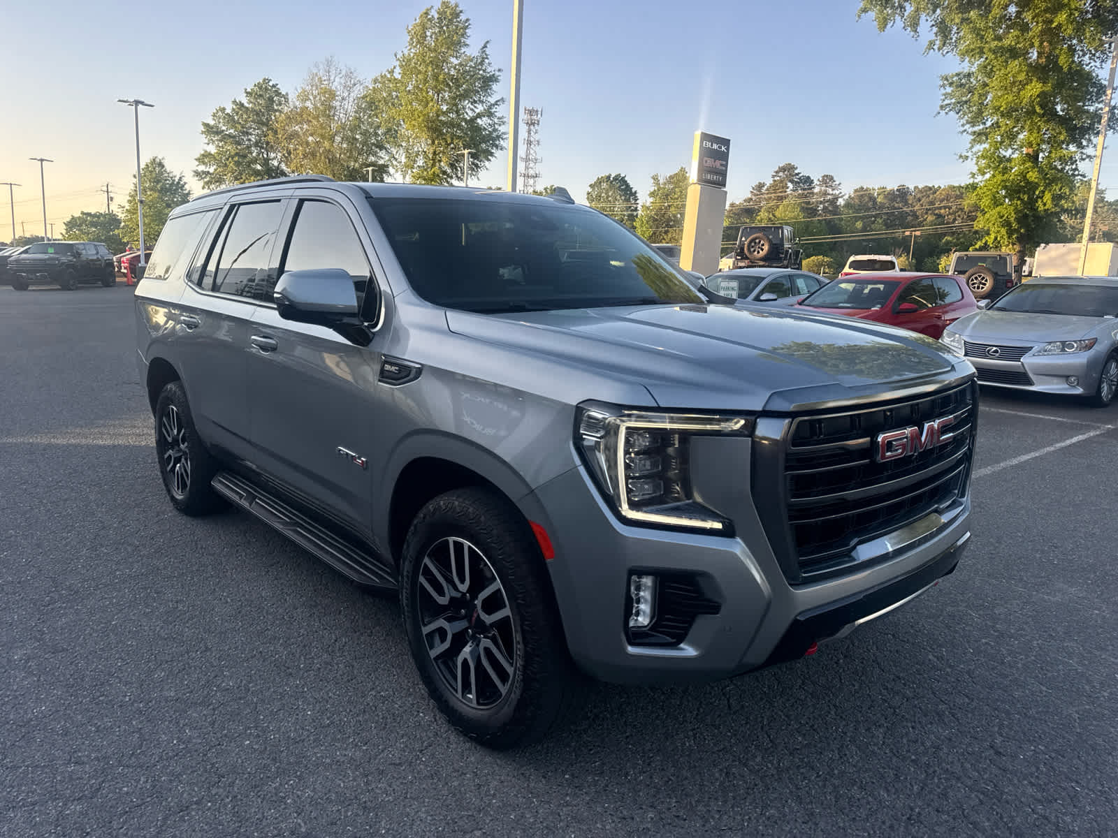 2024 GMC Yukon AT4