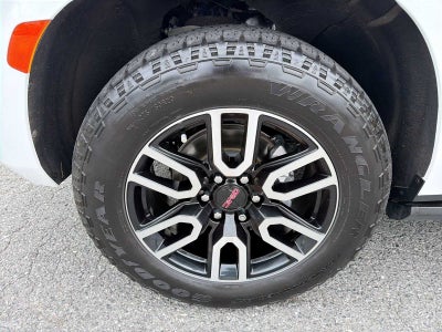 2022 GMC Yukon AT4