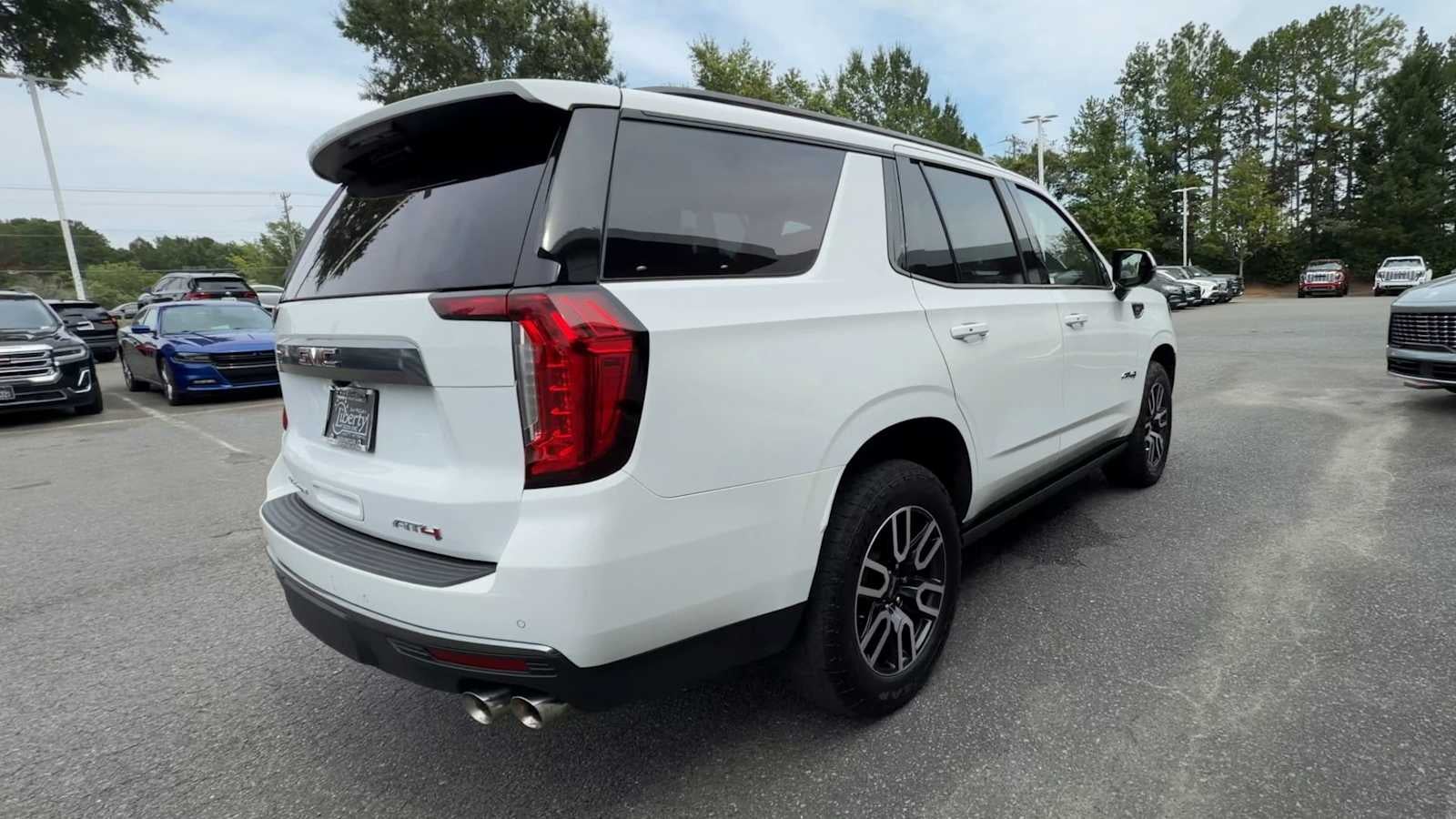2022 GMC Yukon AT4