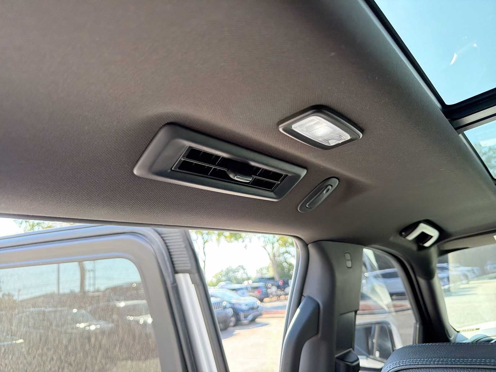 2022 GMC Yukon Denali Denali