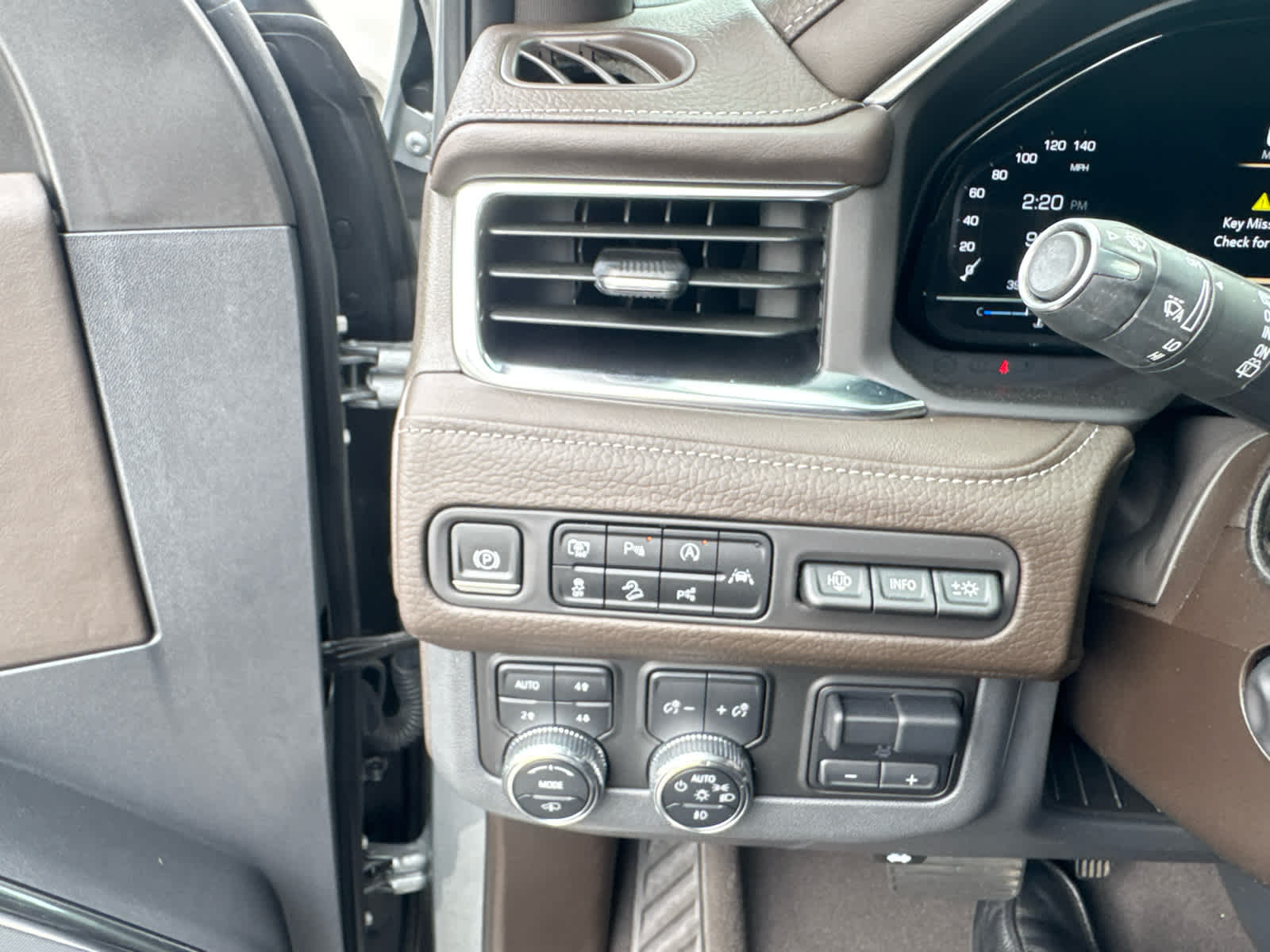 2023 GMC Yukon Denali Denali