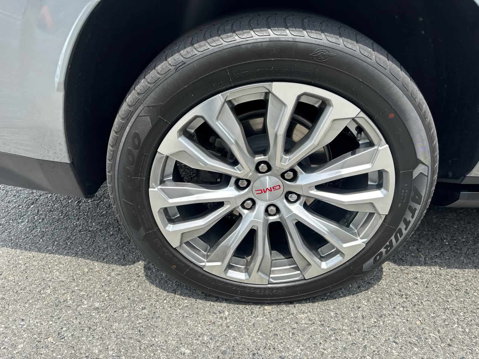 2023 GMC Yukon Denali Denali