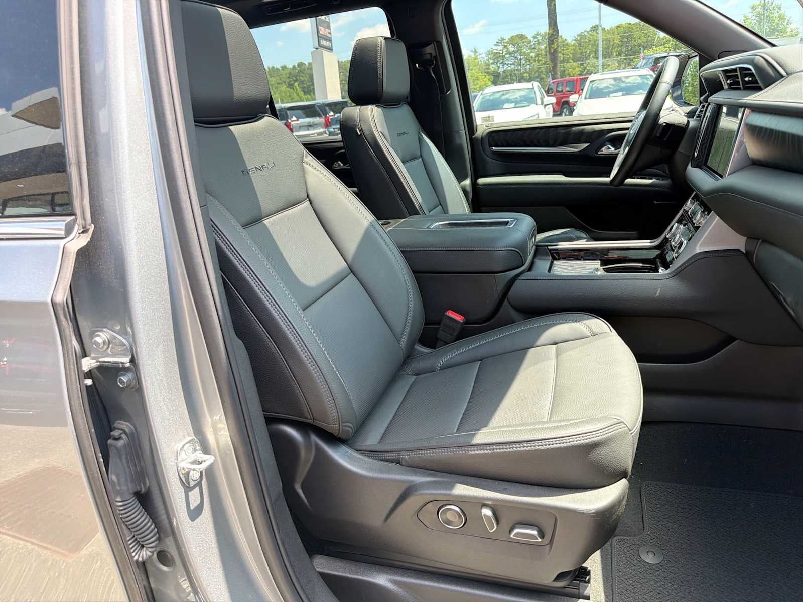 2024 GMC Yukon Denali Denali