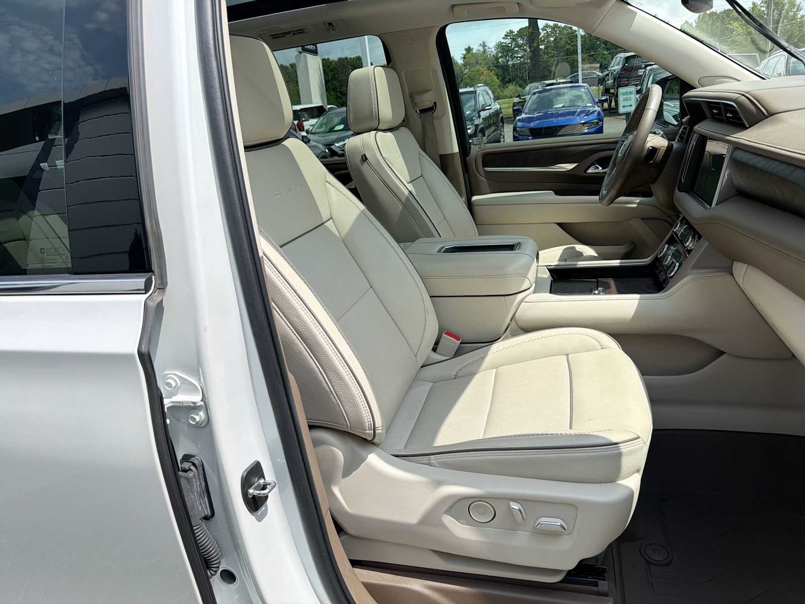 2022 GMC Yukon Denali Denali