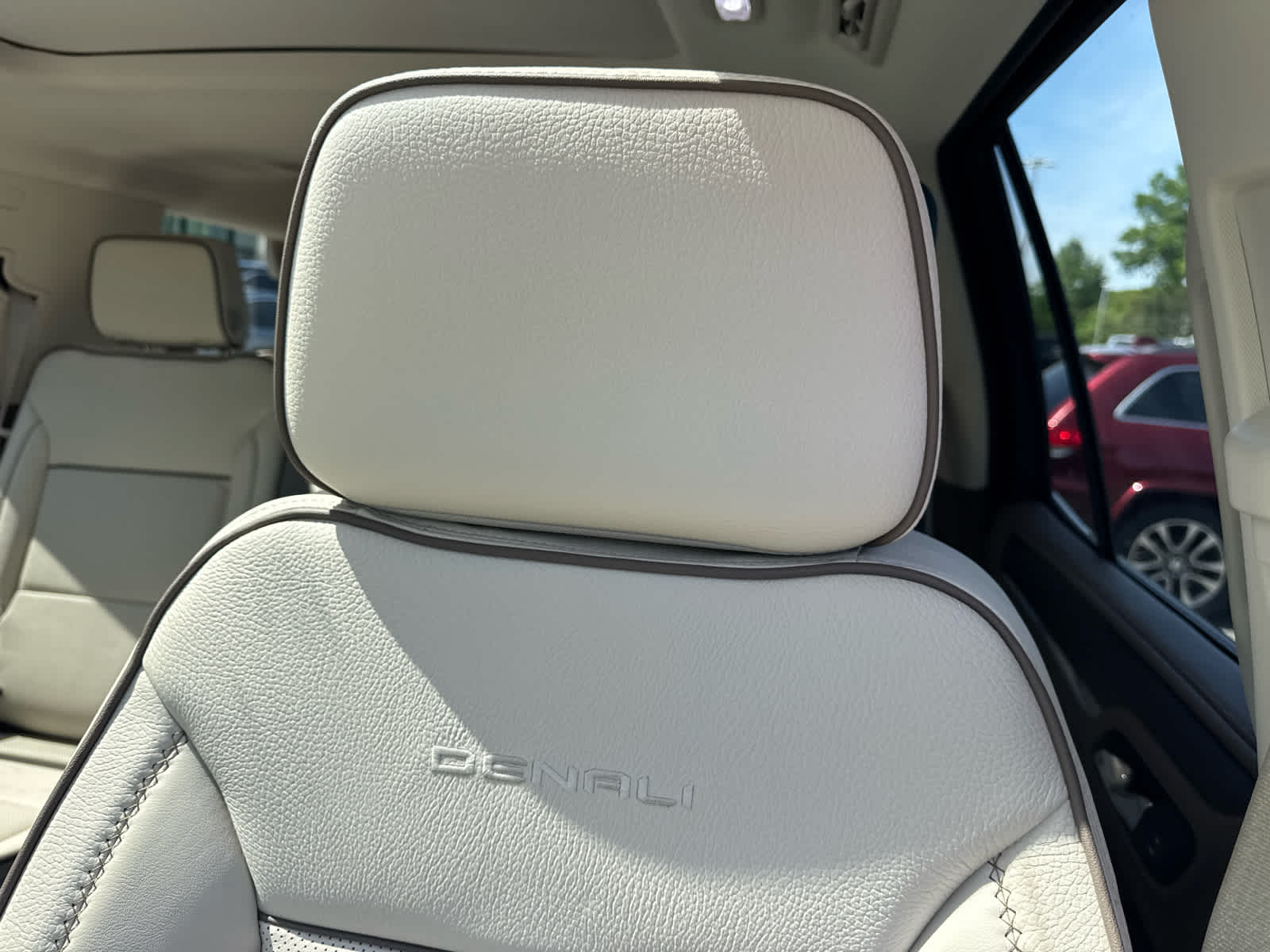 2024 GMC Yukon Denali Denali