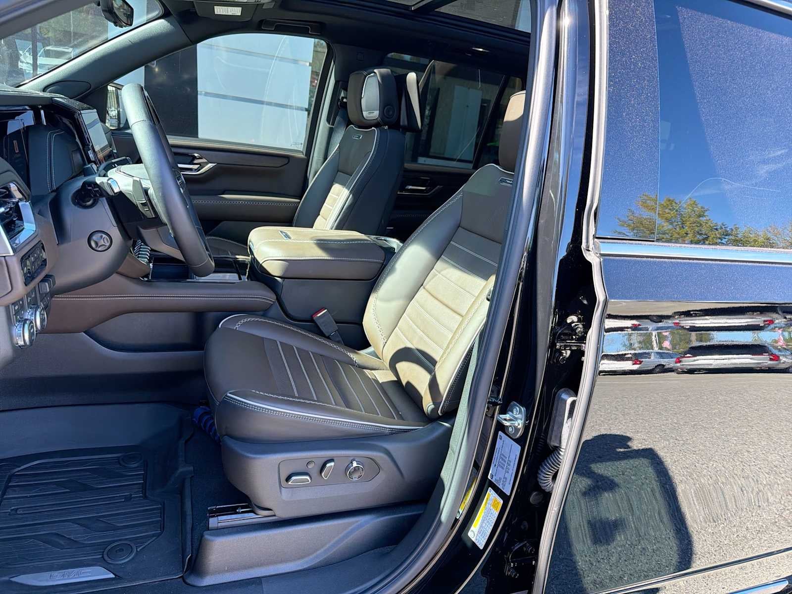 2026 GMC Yukon Denali Ultimate Denali Ultimate