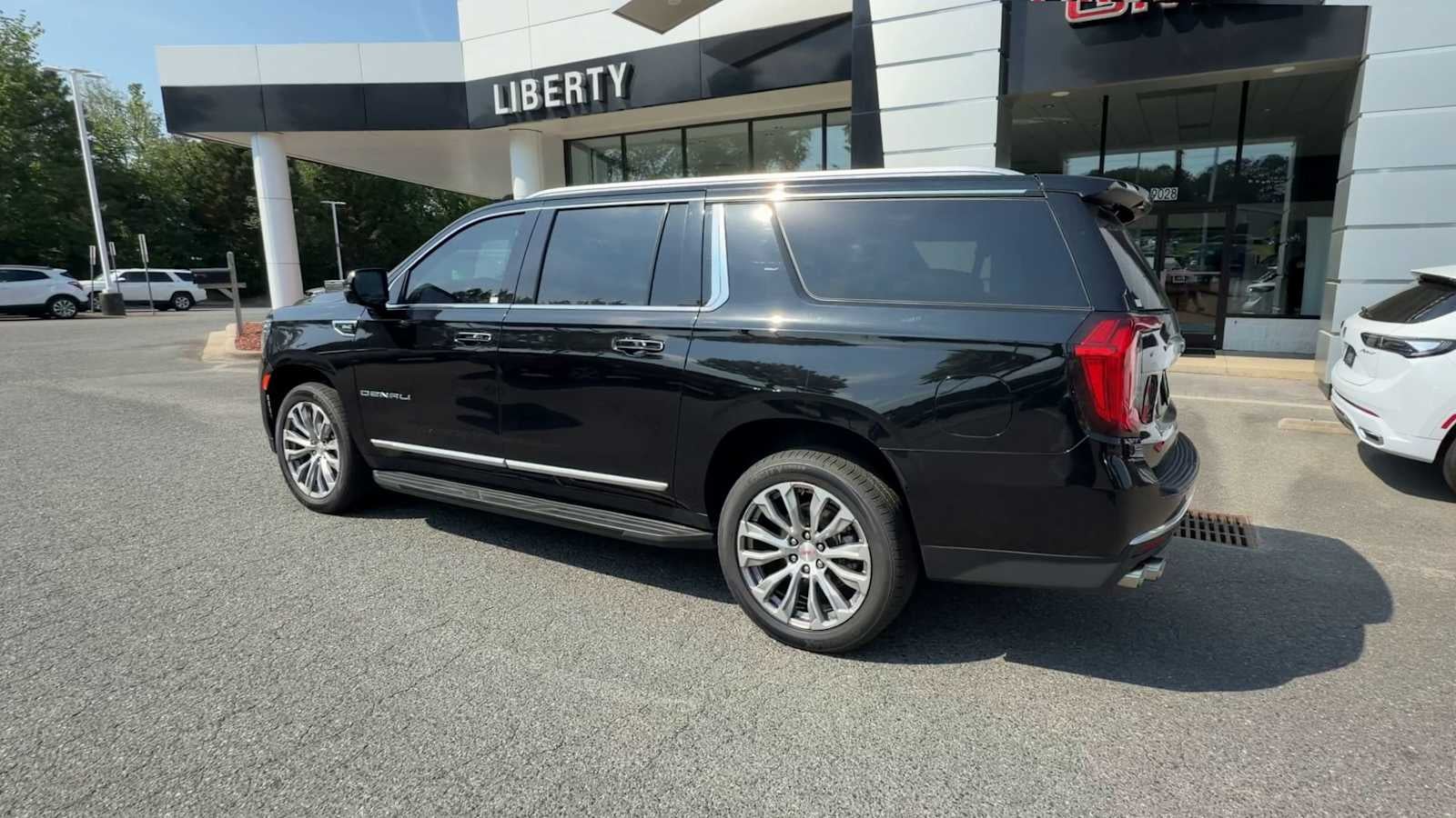 2023 GMC Yukon XL Denali Denali