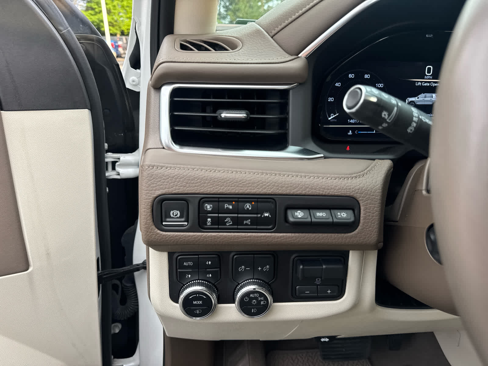 2024 GMC Yukon XL Denali Denali