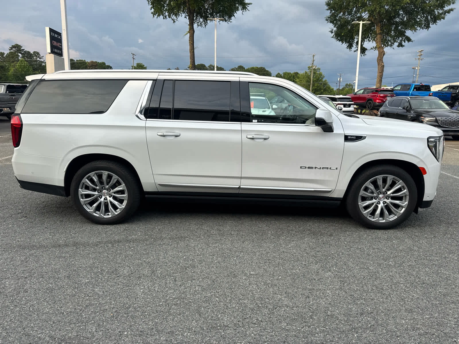 2024 GMC Yukon XL Denali Denali