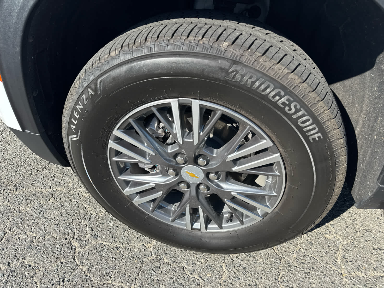 2025 Chevrolet Traverse FWD LT