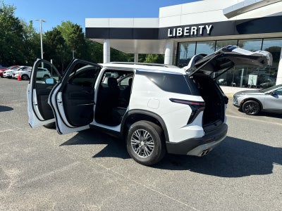 2025 Chevrolet Traverse FWD LT