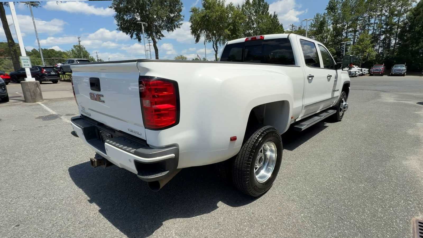 2019 GMC Sierra 3500HD Denali